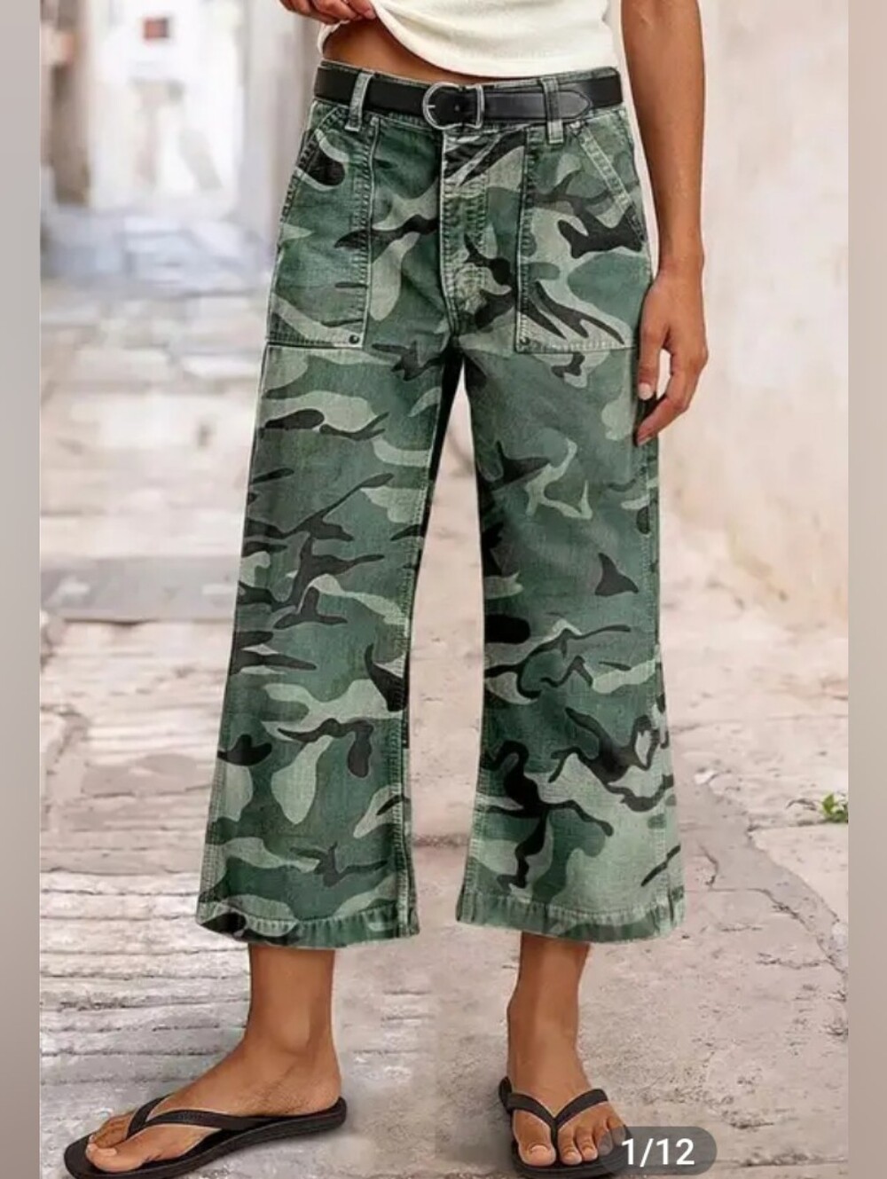 Flamingals Camo Print Mid Waist Flare Leg Crop Pants NWT Large